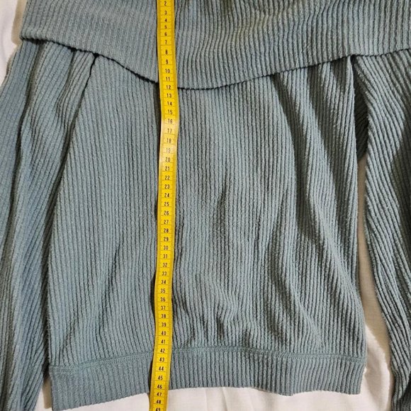 Abercrombie & Fitch Teal Off Shoulder Top - Picture 3 of 9